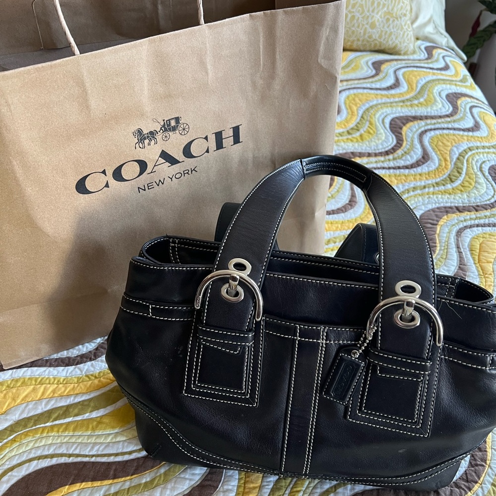 COACH shoulder bag Black #G0749-F10911 leather- will include Coach shopping bag